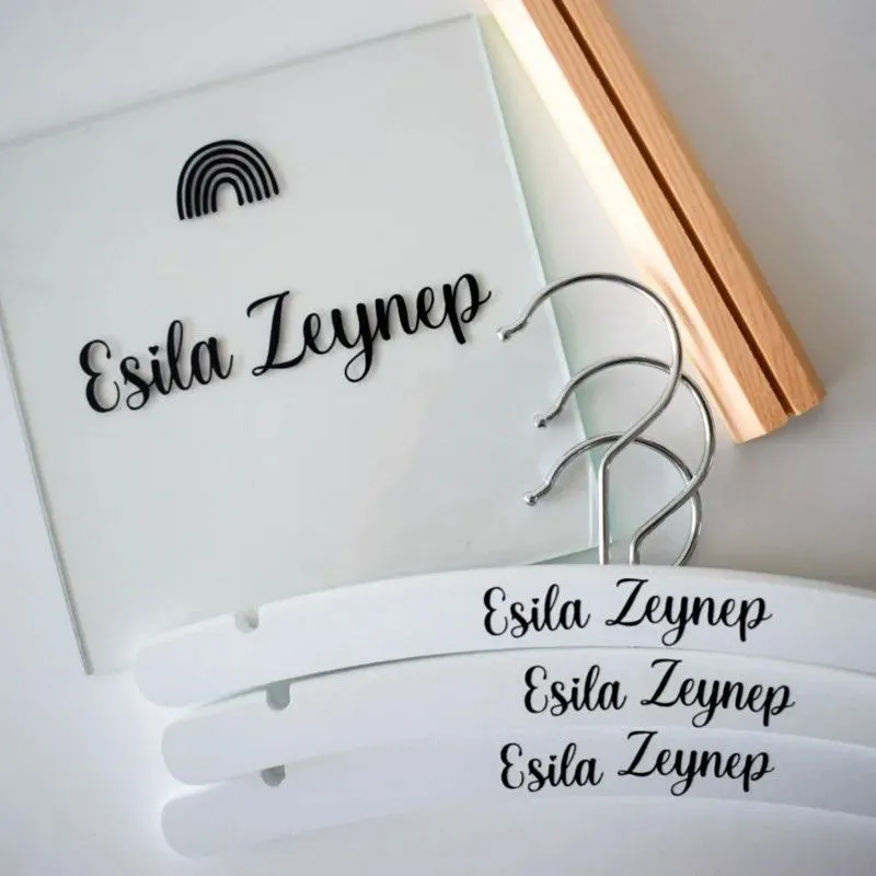 Kledinghanger met naam | wit